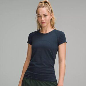 NWOT Lululemon Swiftly Tech Short-Sleeve Shirt in Blue